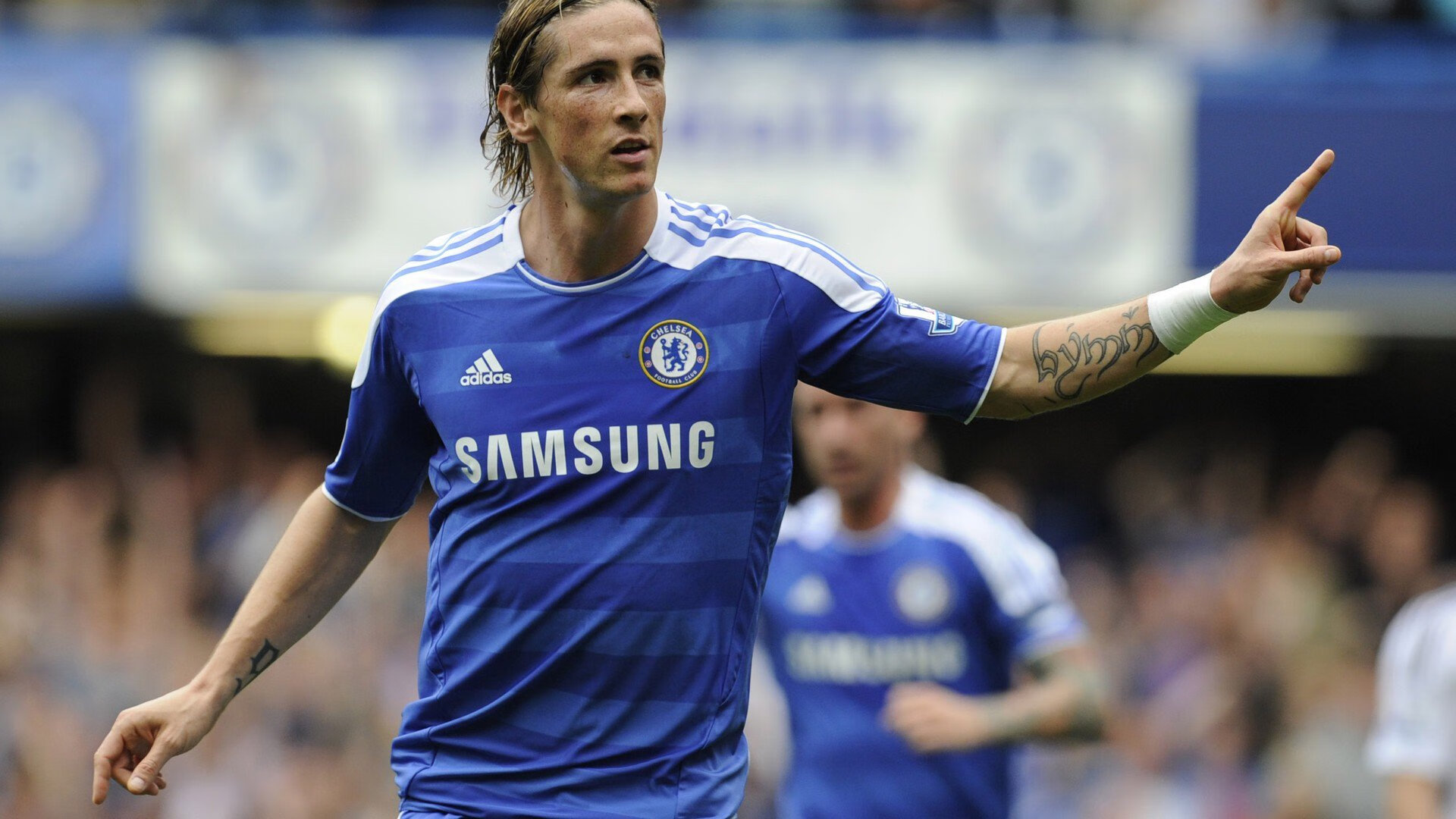 开云APP-利兹联卫冕冠军，稳定发挥保持领先！，利兹联 jd